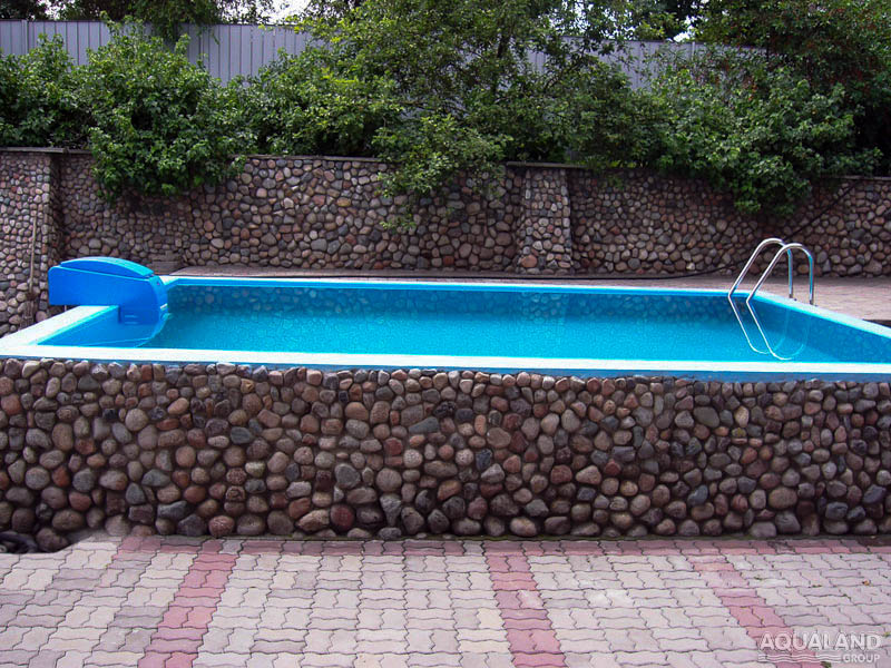 Домашний бассейн с применением фильтровальной  станции для бассейнов Aquastar, производство Aqualand Group.